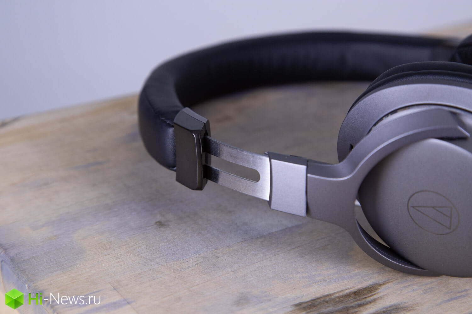 Обзор Audio-Technica ATH-AR5BT: когда провода не нужны.. Из алюминия и кожи.. Фото.