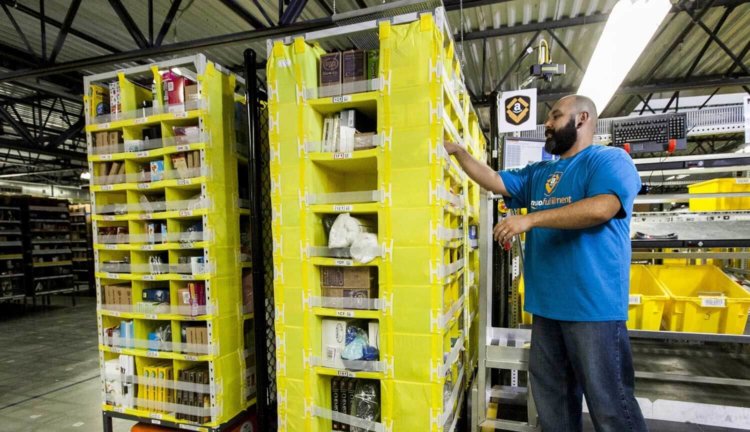 Робот на складе Amazon