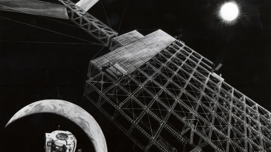 Космические станции — это наш мост а ближний и дальний космос. Фото.