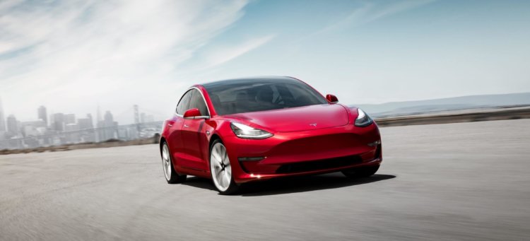 Цены на Model 3 стали еще ближе к обещанным 35 000 долларов. Фото.