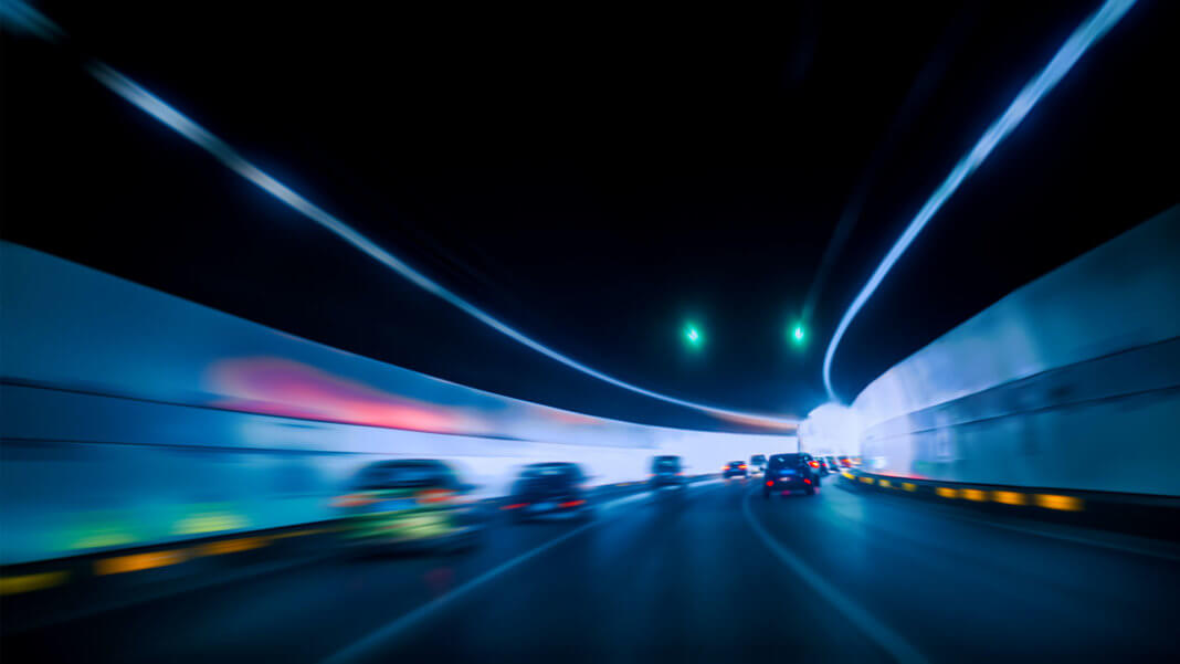 Самостоятельное программирование автономных автомобилей делает людей менее эгоистичными.. Фото.