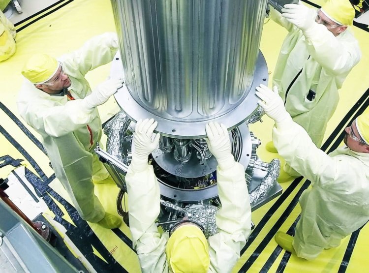 Нам нужно больше мощных ядерных двигателей, чтобы исследовать космос. Производство плутония-238 растет. Маленькие шаги в космос. Фото.