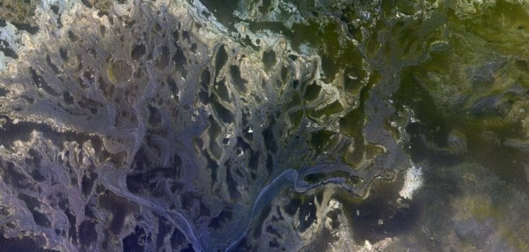 #фото дня | «Роскосмос» поделился снимком дельты высохшей марсианской реки. Фото.