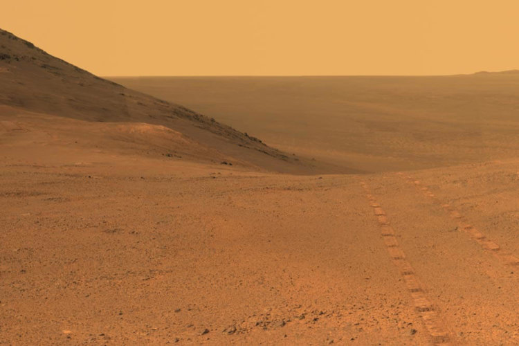 Почему нельзя спасти марсоход «Оппортьюнити» с помощью марсохода «Кьюриосити». Фото.