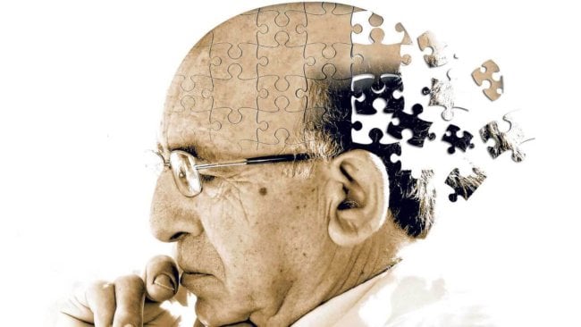 Генную терапию попытаются применить для предотвращения болезни Альцгеймера. Фото.