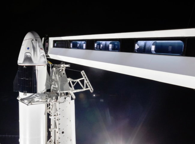 СМИ: Пилотируемый запуск корабля Crew Dragon от SpaceX могут отложить до ноября. Фото.