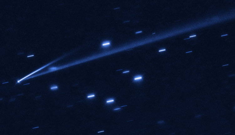 «Хаббл» заснял крайне редкое явление — саморазрушение астероида. Фото.