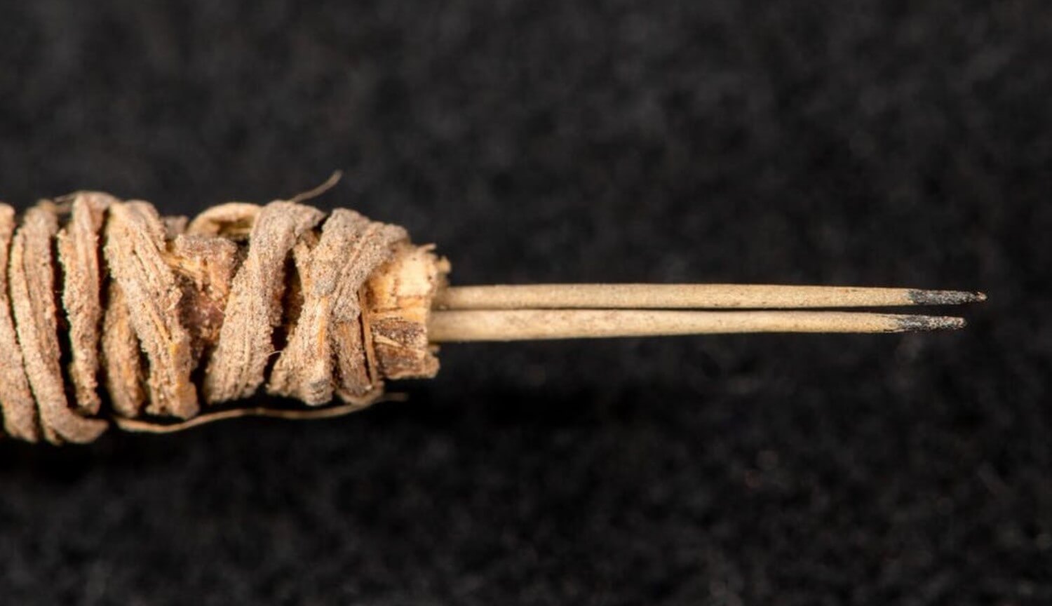 Древняя тату-машинка