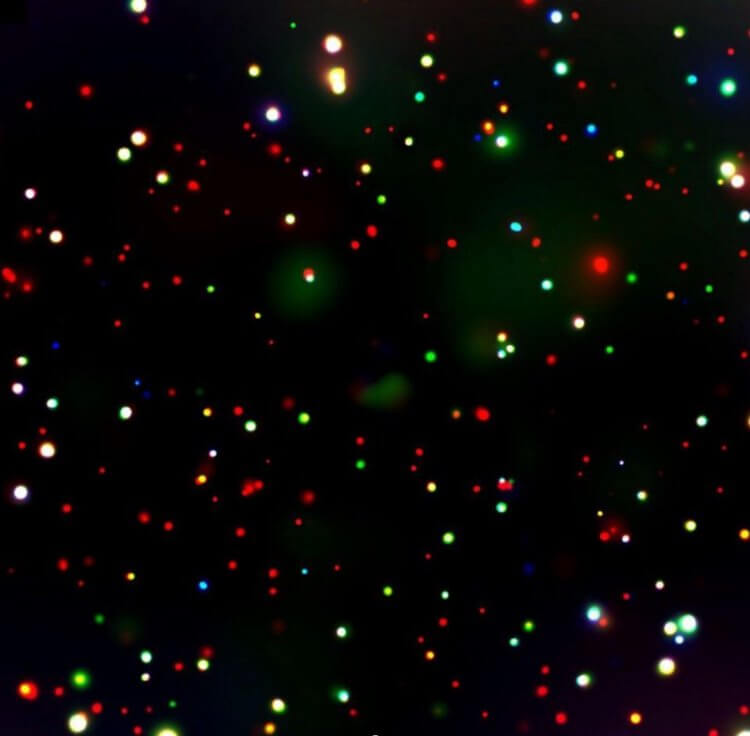 Мы узнали, как выглядит черная дыра. Что дальше? Только представьте себе сотни черных дыр, расбросанных по всей Вселенной. Фото.