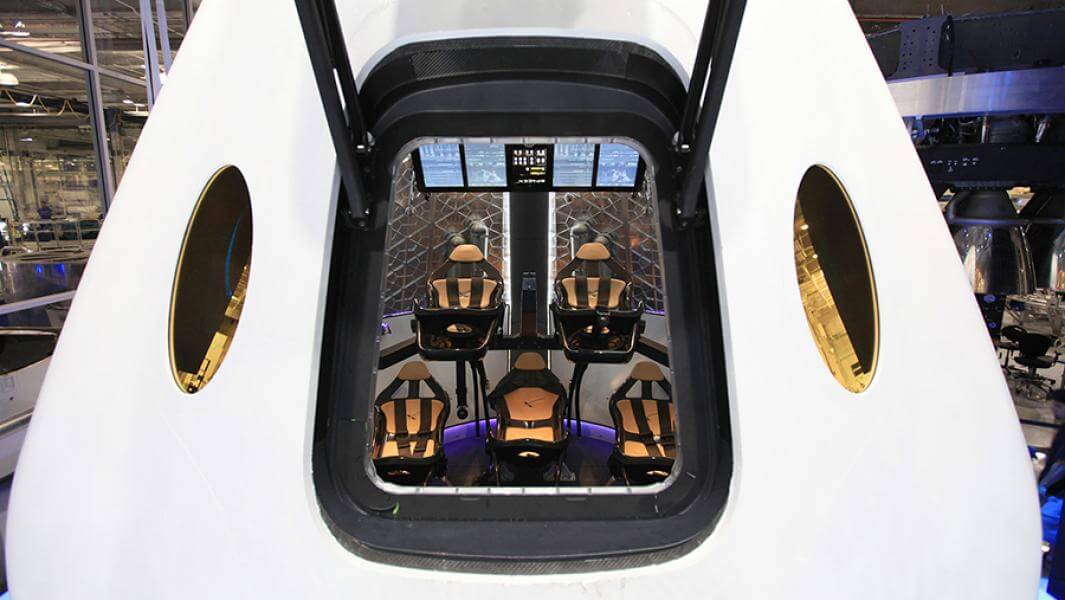 SpaceX не хочет признавать взрыв своего космического аппарата. Почему? Фото.