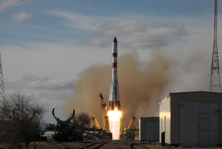 Российский космический грузовик «Прогресс» установил рекорд доставки припасов на МКС. Фото.