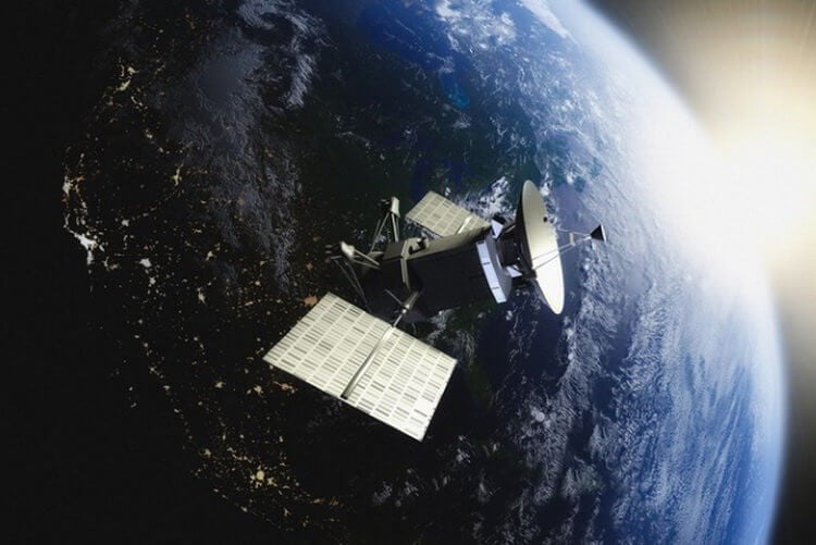 Коммуникационные спутники не нужны. Спутники сейчас занимают чуть ли не все свободное пространство на орбите. Фото.