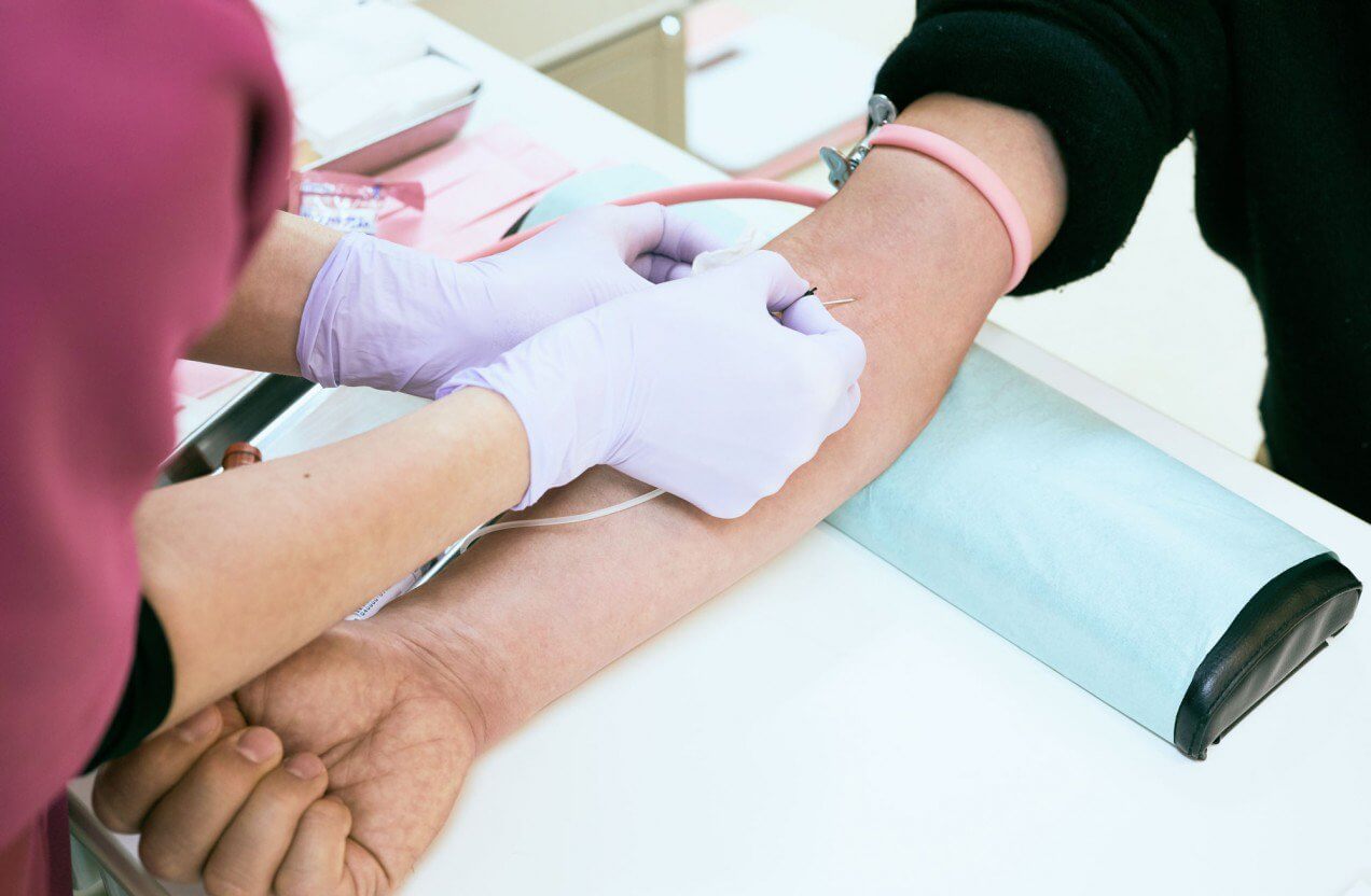 Простой анализ крови вскоре позволит выявить скрытый рак. Фото.