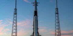SpaceX перенесла одновременный запуск 60 спутников. Фото.