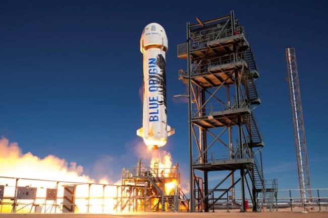 [Прямо сейчас] Blue Origin запустит и посадит ракету New Shepard. Фото.
