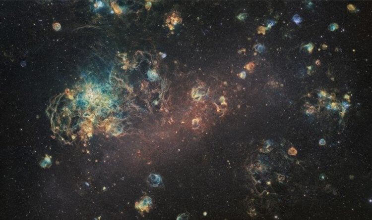 Астрономы показали 240-мегапиксельный снимок Большого Магелланова Облака. Фото.
