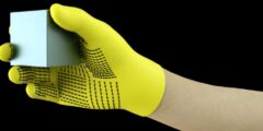 Недорогие перчатки научат роботов определять форму и массу предметов. Фото.
