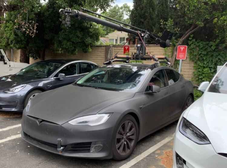 #фото | Автомобиль Tesla Model Y был впервые замечен на реальных дорогах. Фото.