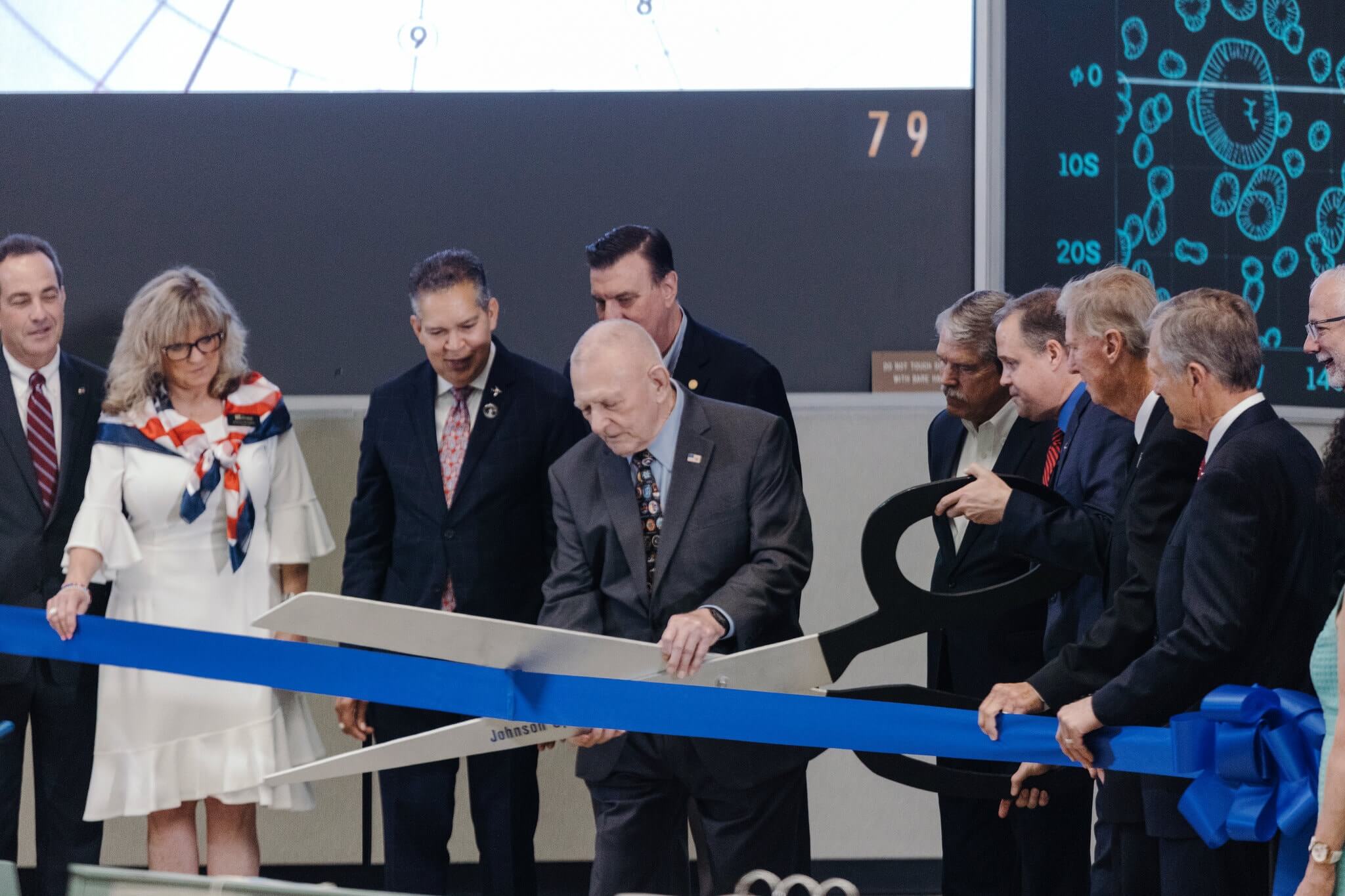 Можем повторить: американцы вернули себе повод для гордости в честь 50-летия высадки на Луну.. Как восстанавливали историческое место?. Фото.