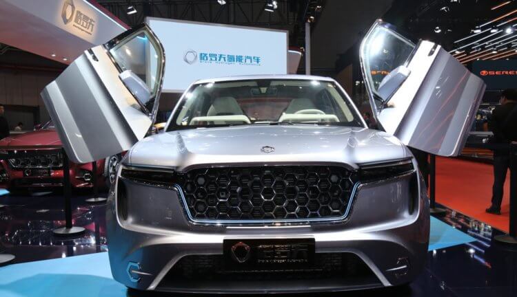 Китай представил свой первый водородный автомобиль с рекордным запасом хода. Фото.