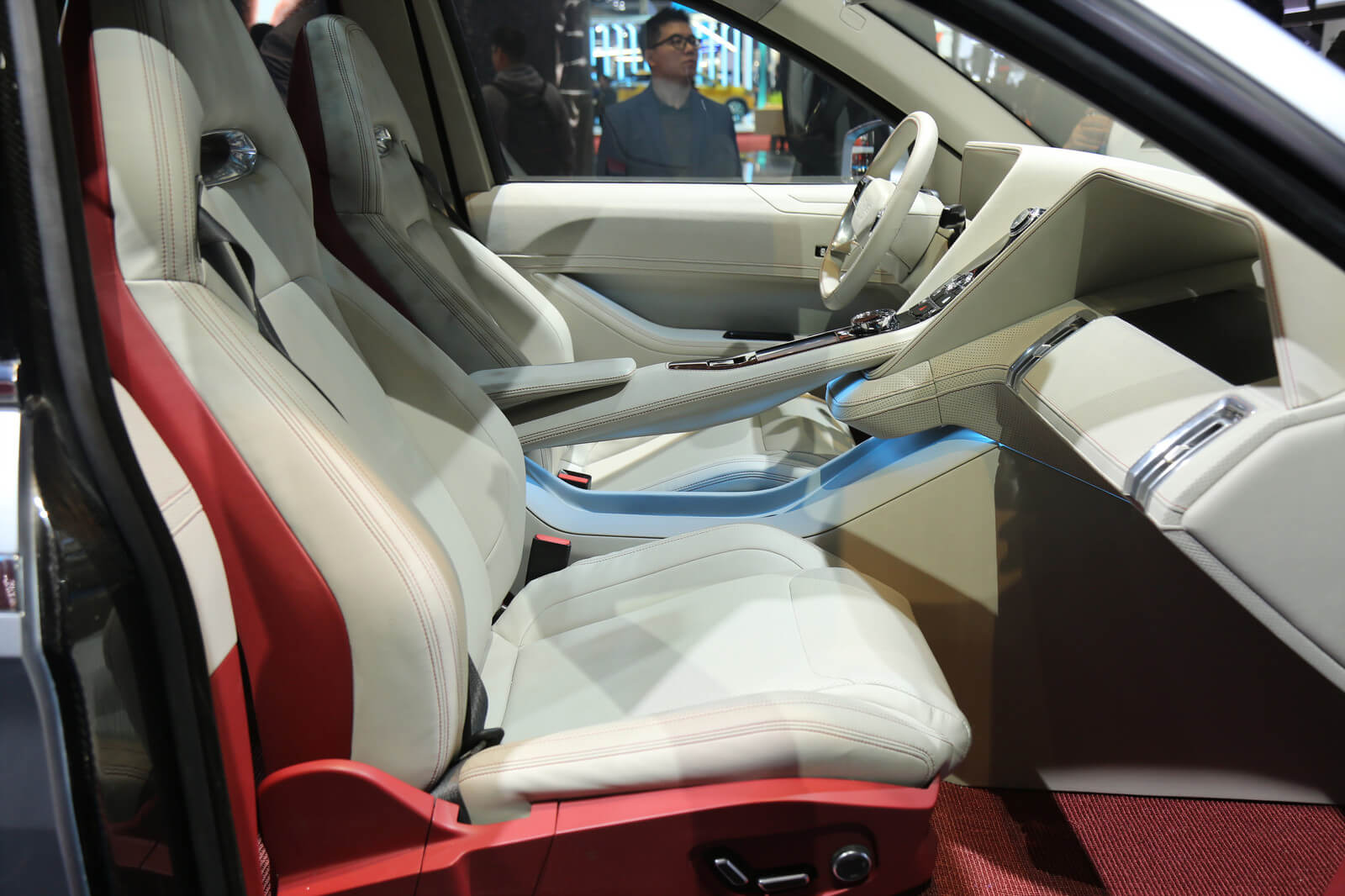 Китай представил свой первый водородный автомобиль с рекордным запасом хода. Первый водородный автомобиль из Китая. Фото.