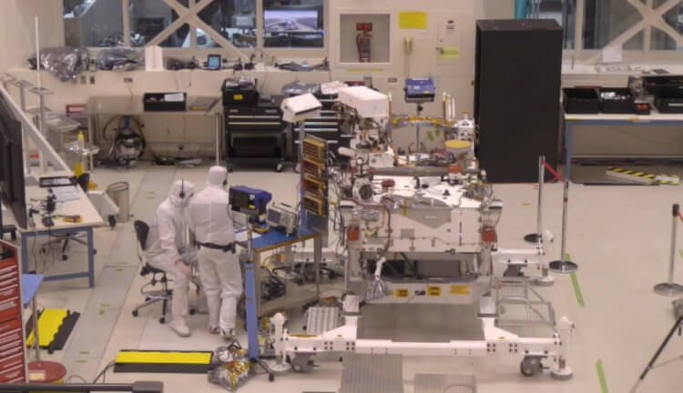 Трансляция: посмотрите на сборку аппарата «Марс-2020» прямо сейчас. Фото.