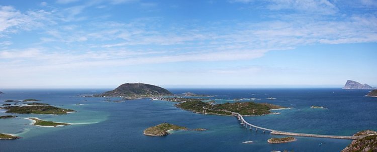 Маленький норвежский остров хочет отказаться от понятия времени. Фото.