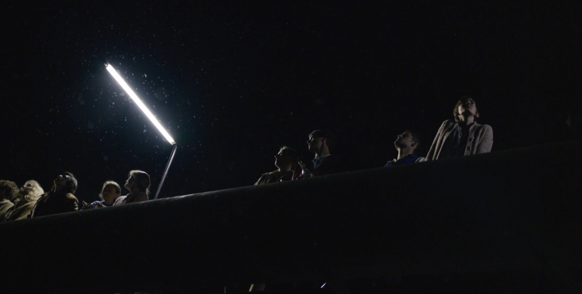 Хронология событий и не совсем адекватные действия жителей города. Так радиоактивны пыль была показа в сериале. Фото.