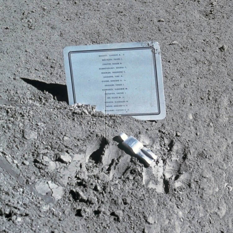 Сколько раз люди высаживались на Луну? Четвертая высадка на Луну – «Аполлон-15». Фото.