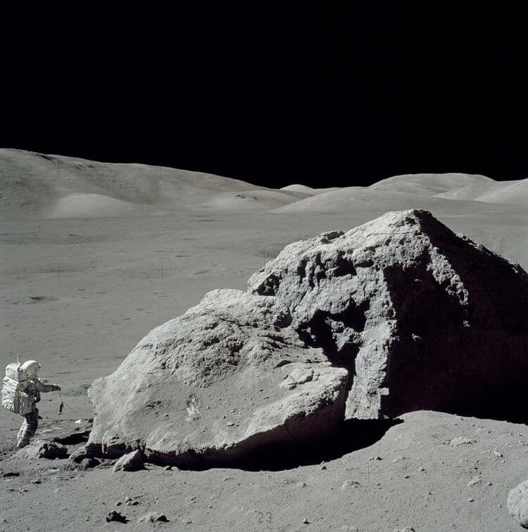 Сколько раз люди высаживались на Луну? Последняя высадка людей на Луну. Фото.