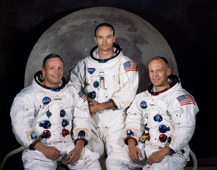 Первая высадка на Луну — «Аполлон-11». Cлева направо: Нил Армстронг, Майкл Коллинз, Эдвин Олдрин. Фото.