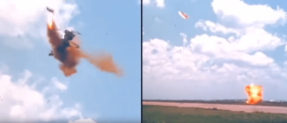 Что общего между американским тренажером для посадки на Луну и советским турболетом 1955 года.. Как Нил Армстронг чуть не погиб.. Фото.