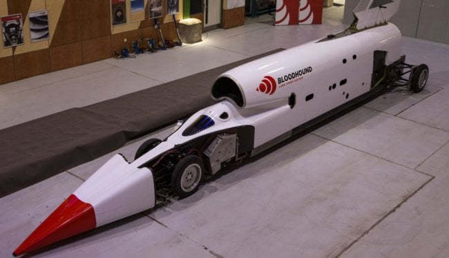 Самый быстрый автомобиль в мире готов поставить новый рекорд. Фото.
