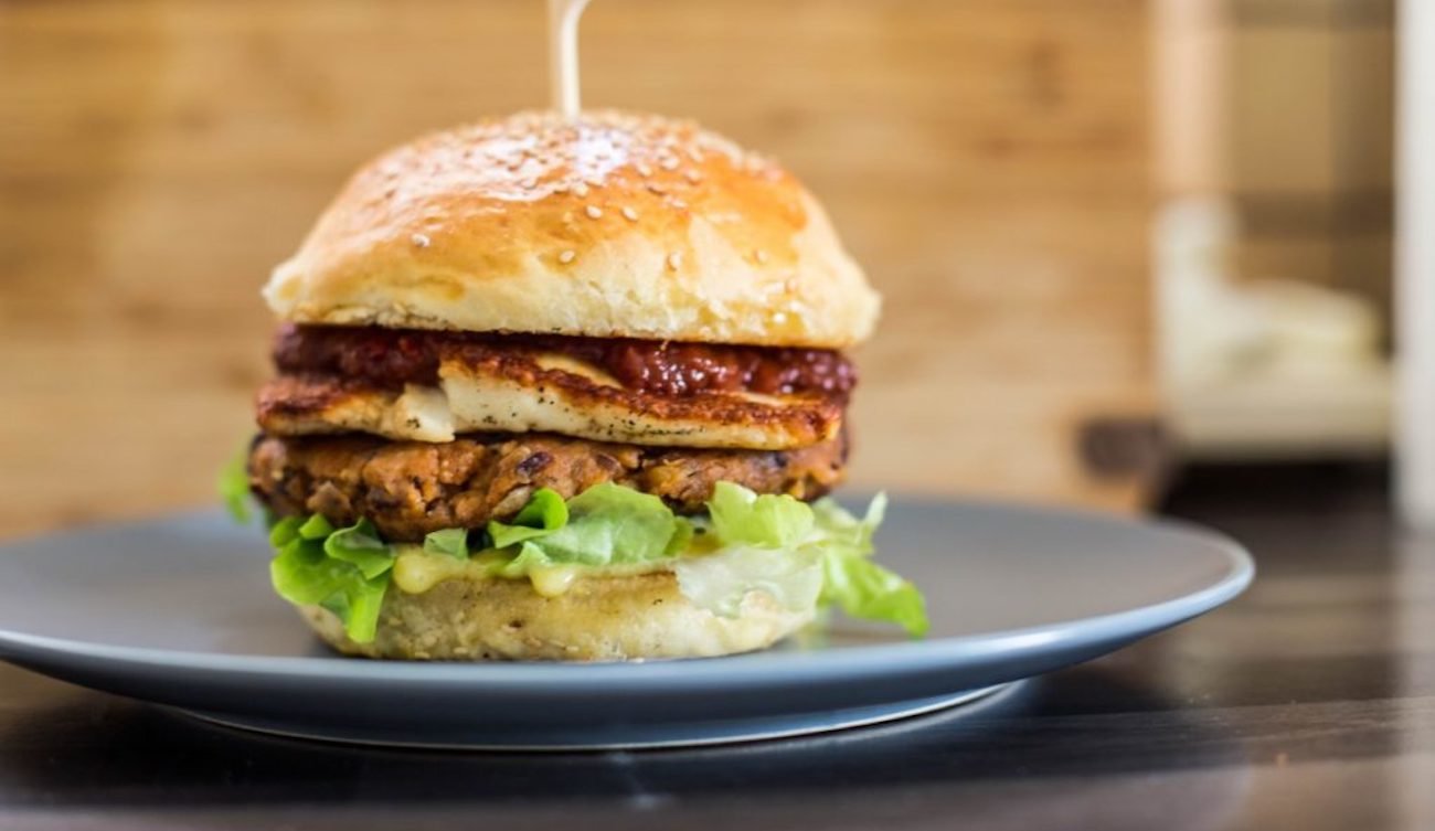 Искусственное мясо вскоре вытеснит настоящее. Фото.