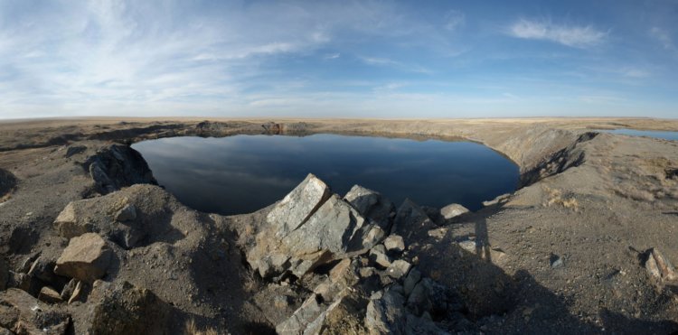 Атомное озеро Чаган: несбывшаяся мечта СССР. Уровень радиации в этом озере превышает норму в несколько раз. Фото.