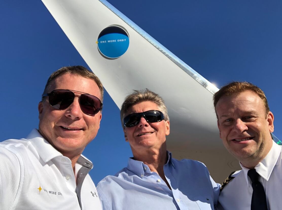 Самое быстрое кругосветное путешествие в истории. Как облететь Землю за 2 дня?. К международному экипажу присоединился Геннадий Падалка.. Фото.