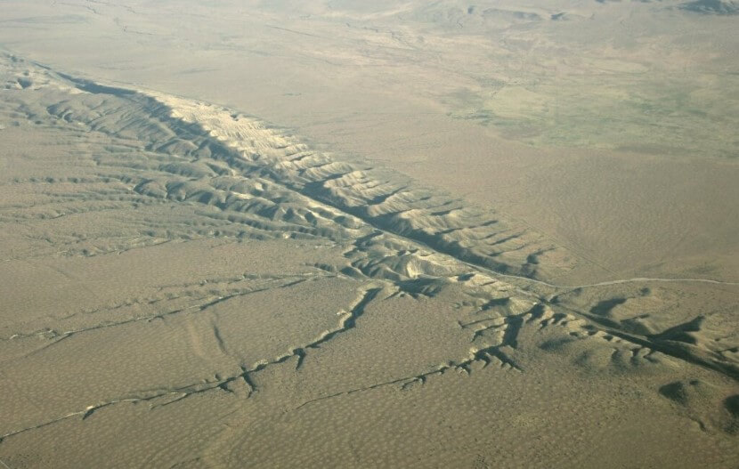 В США произошло более 3000 землетрясений за несколько дней. В Калифорнии ожидается еще больше.. Где происходит больше всего землетрясений?. Фото.