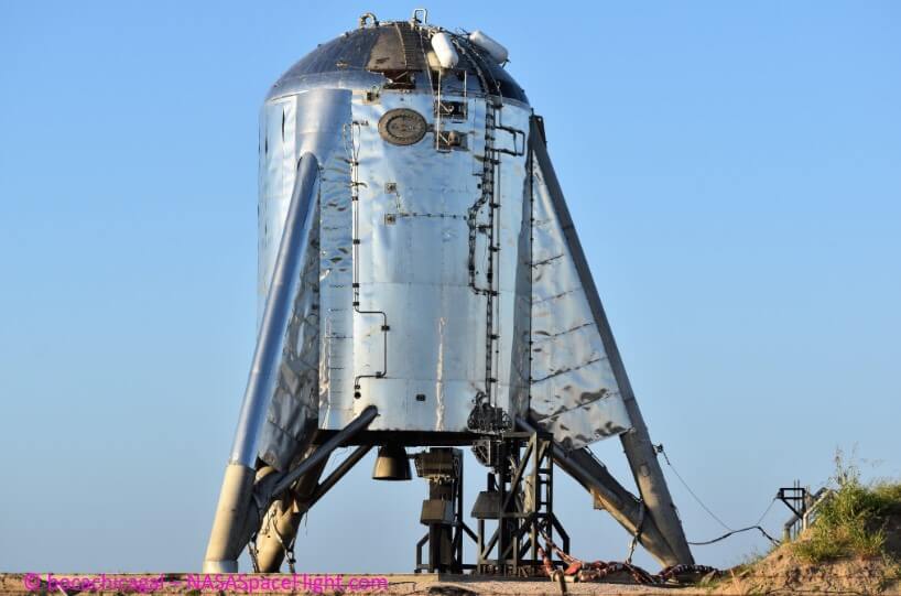 Американский космический корабль Starship для полетов на Марс загорелся во время испытаний. Последствия возгорания двигателя. Фото.