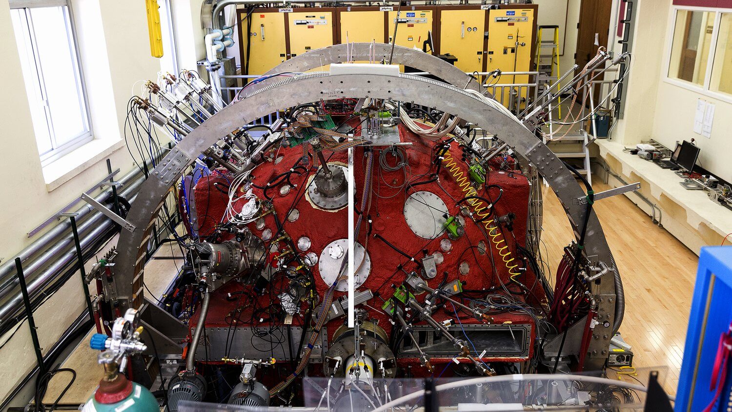 Американские ученые построили «Солнце» в лаборатории. Зачем строить искусственное Солнце. Фото.