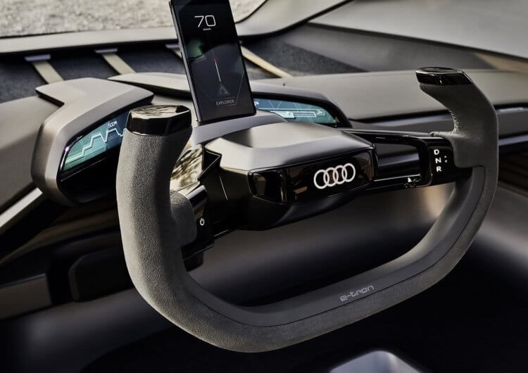 Как выглядит внедорожник будущего? Вместо руля Audi AI:Trail оснащен штурвалом. Фото.