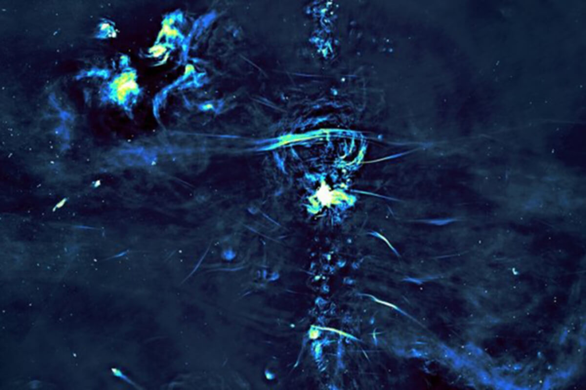 Что находится в центре галактики Млечный Путь? Так выглядят космические пузыри. Фото.