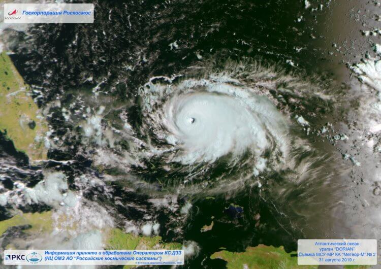 Фото урагана «Дориан». Фотография урагана «Дориан» от «Роскосмоса». Фото.