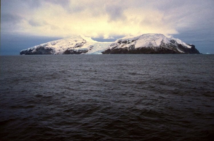 Остров Буве — самое изолированное и холодное место на планете. Остров Буве — самое изолированное место в мире. Фото.