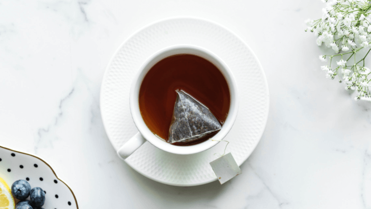 Почему чай в пакетиках опасен для здоровья? Так выглядит пластиковый чайный пакетик. Фото.