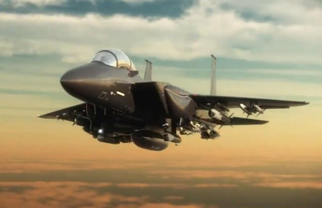 Boeing впервые показала на видео новейший истребитель F-15EX. Фото.