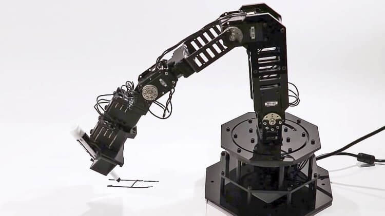 Опасность роботов. Так выглядит роборука, созданная учеными. Фото.