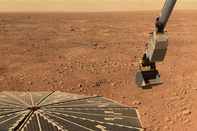 Есть ли жизнь на Марсе? Примерно так происходит забор марсианского грунта. Фото.