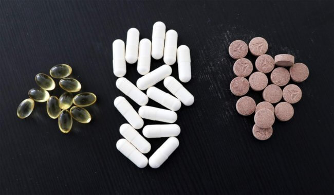 Таблетки с крошечными иголками доставляют лекарства в организм не хуже уколов. Фото.