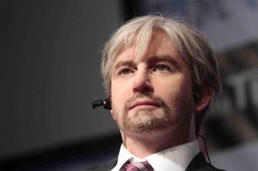 Один из новейших японских роботов выглядит именно так. Фото.