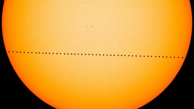#Видео | Все, что нужно знать о транзите Меркурия по диску Солнца. Фото.